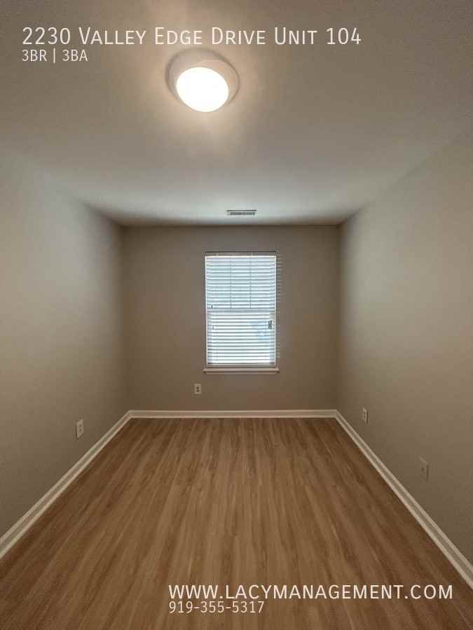 2230 Valley Edge Dr Unit 104 - Photo 7 of 19