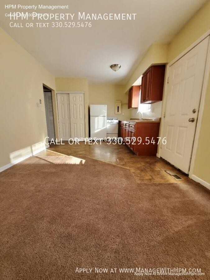 2387 Newton St - Photo 4 of 48