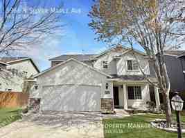 featured image of 5966 N Silver Maple Ave