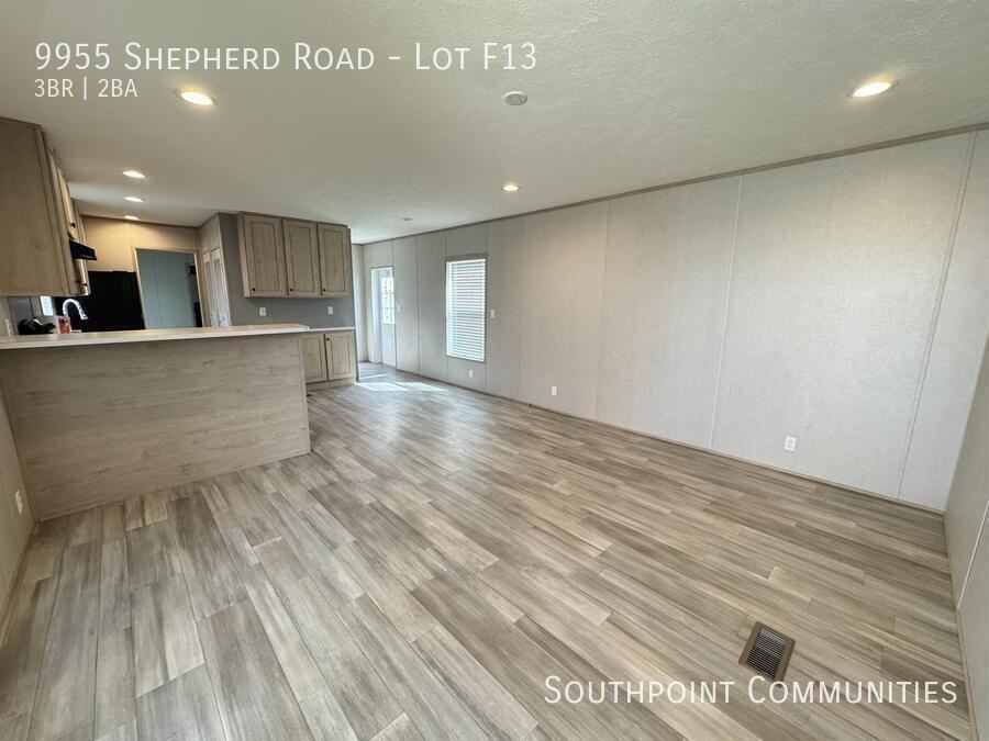9955 Shepherd Rd - Photo 2 of 8