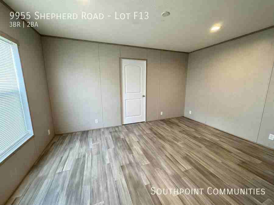 9955 Shepherd Rd - Photo 4 of 8