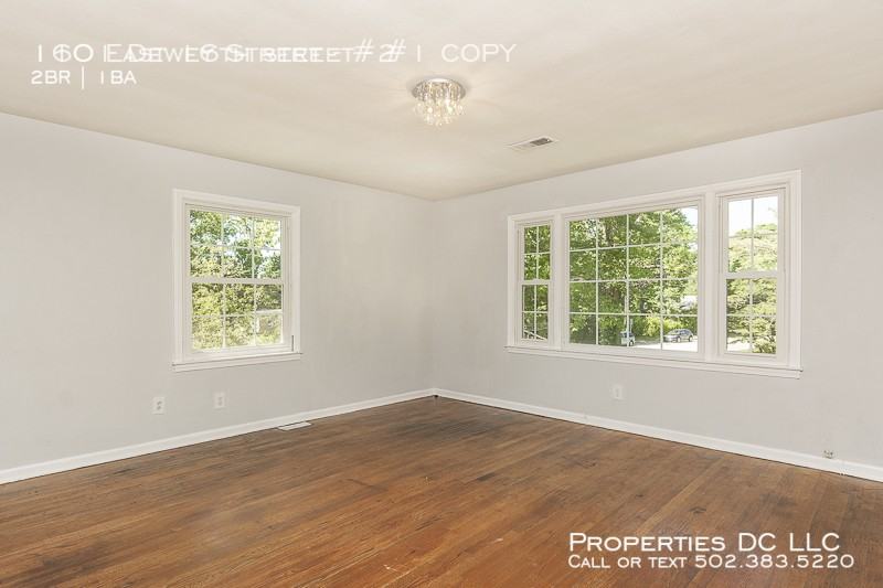 1601 Dewey St #2 - Photo 4 of 13