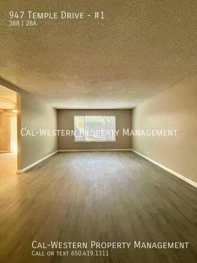 947 Temple Dr #1 - Photo 7 of 14