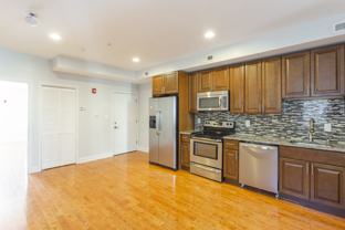 2534 Amber St #B - Photo 1 of 1