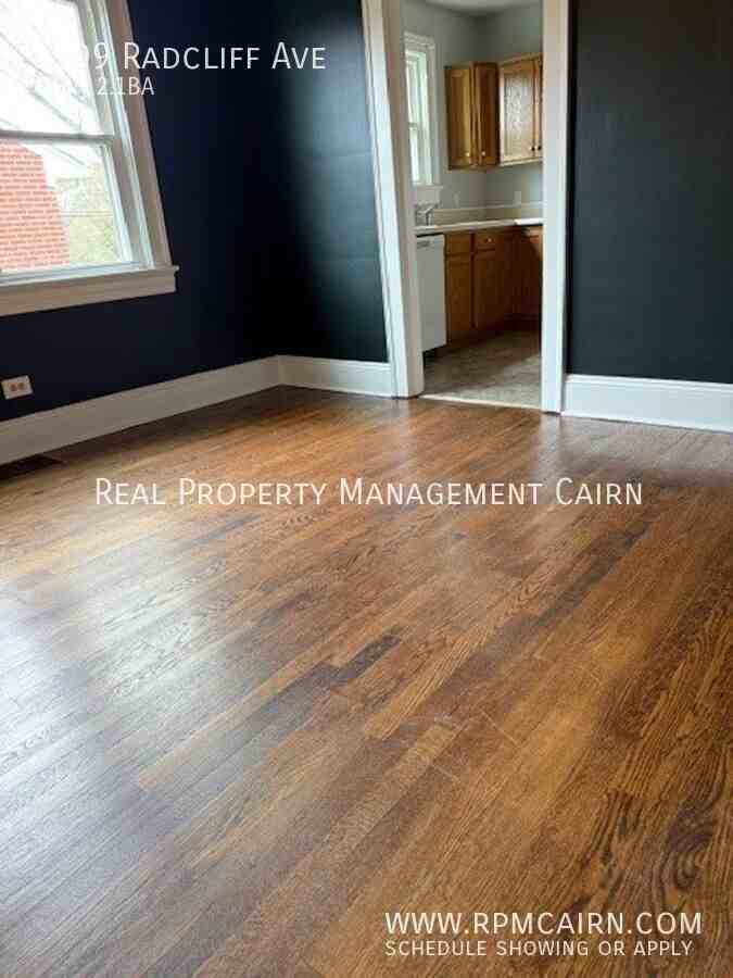 1309 Radcliff Ave - Photo 4 of 15