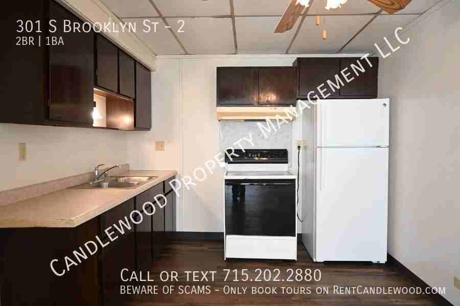 301 S Brooklyn St #2 - Photo 5 of 22