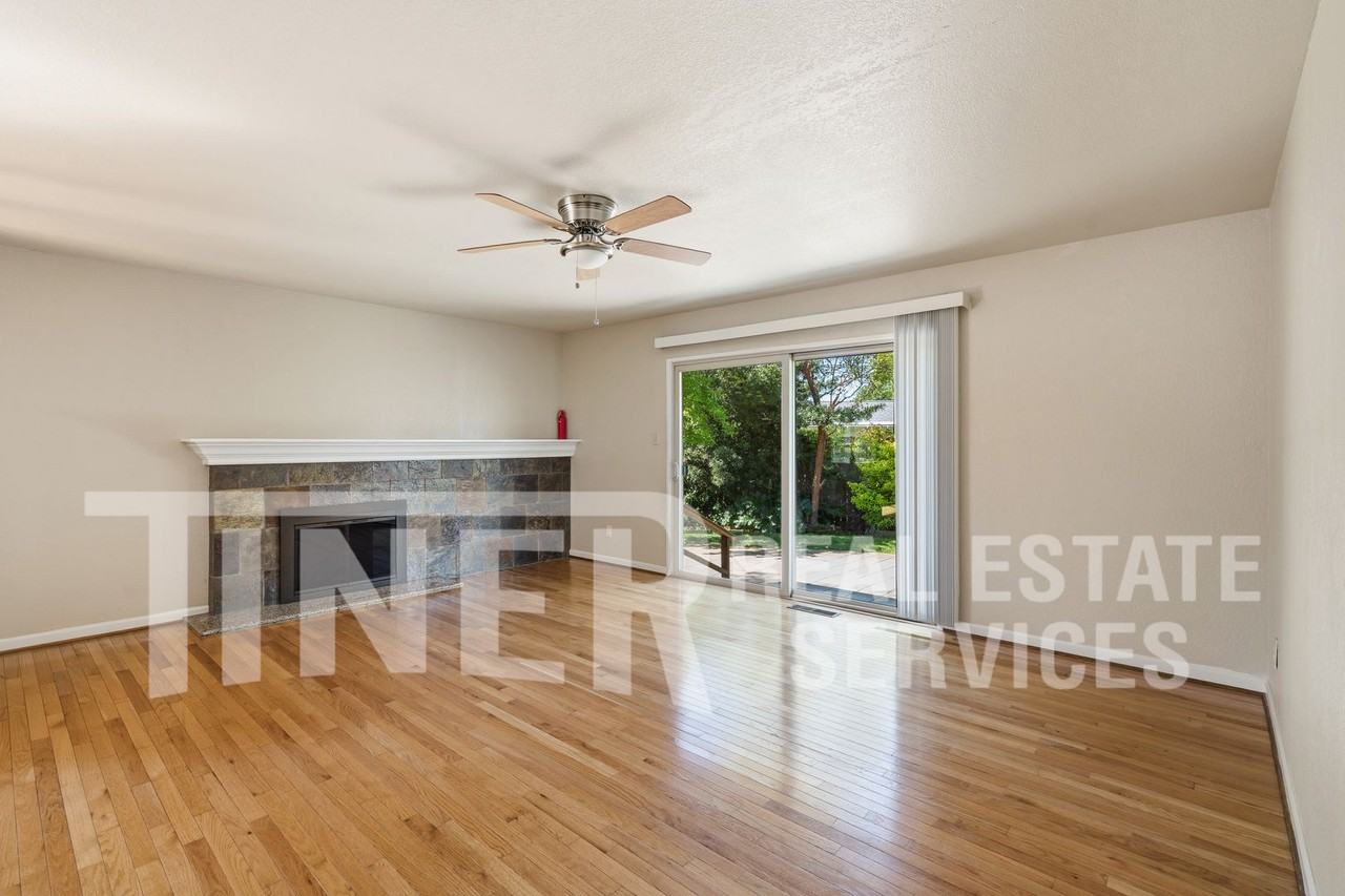 6138 Cherrelyn Way - Photo 2 of 27