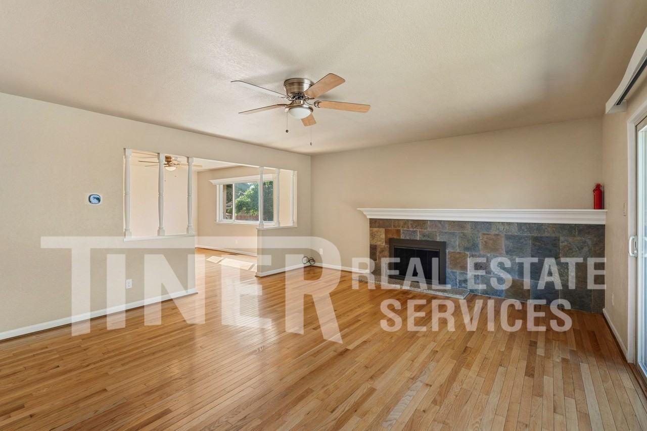 6138 Cherrelyn Way - Photo 3 of 27