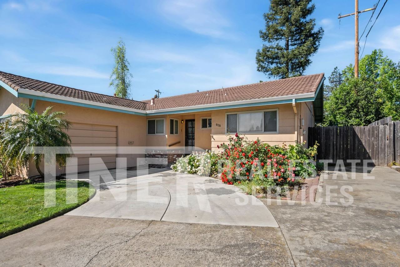 6138 Cherrelyn Way - Photo 6 of 27