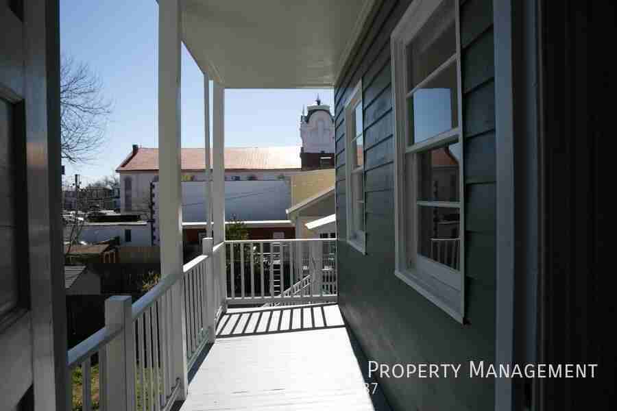 312 W Leigh St - Photo 3 of 27