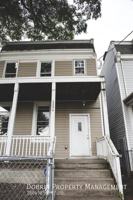 featured image of 2204 Parkwood Ave