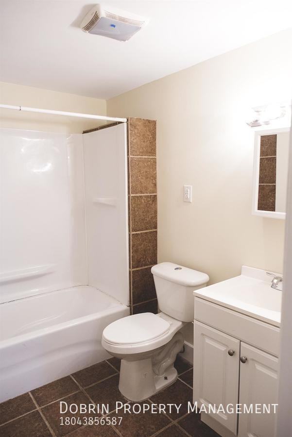 2204 Parkwood Ave - Photo 6 of 14