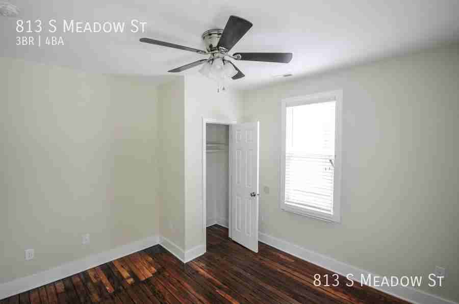 813 S Meadow St - Photo 6 of 15
