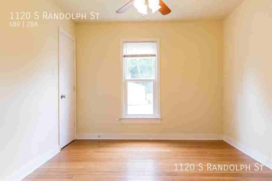 1120 Randolph St - Photo 5 of 11