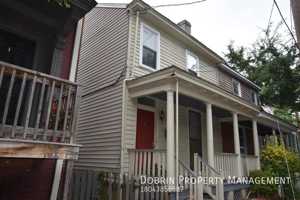 featured image of 704 W Clay St