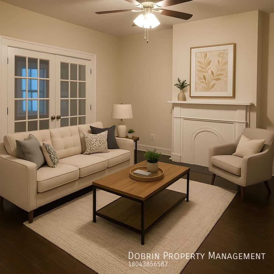 704 W Clay St - Photo 5 of 15