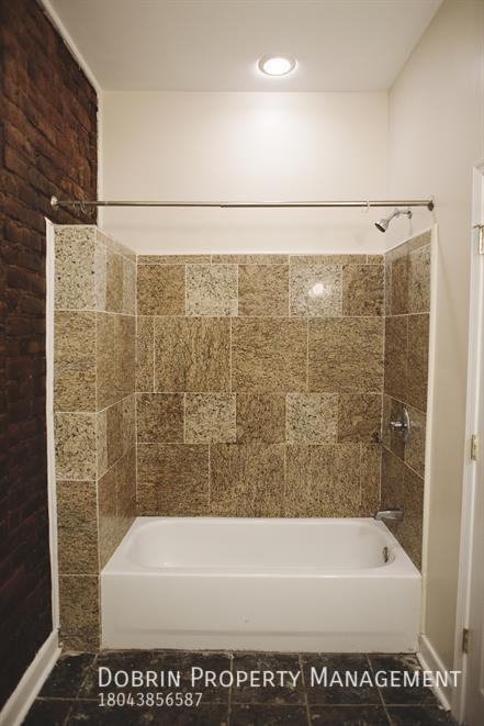 301 S Pine St #B - Photo 5 of 12