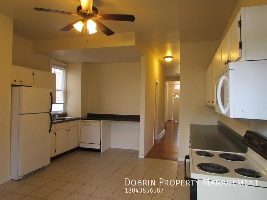 2022 Parkwood Ave - Photo 2 of 14