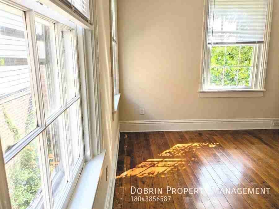 111 E Leigh St - Photo 7 of 31