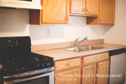 713 W Clay St - Photo 2 of 17