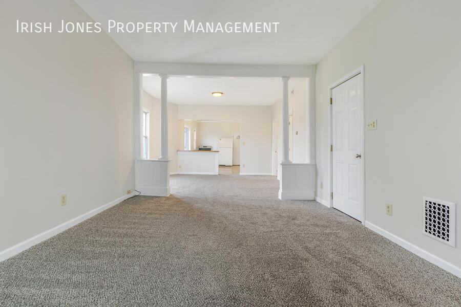 152 Wildwood Pl #2 - Photo 6 of 14