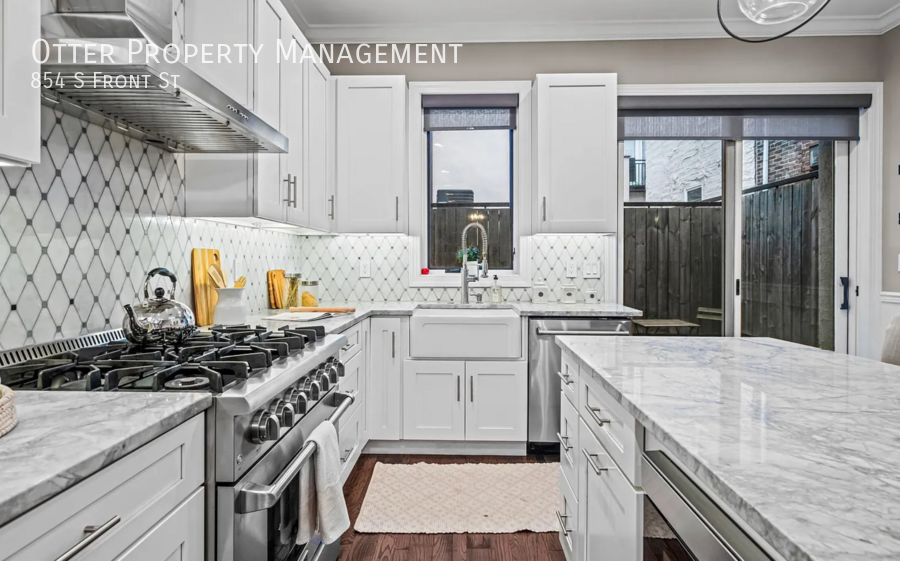 854 S Front St - Photo 2 of 44