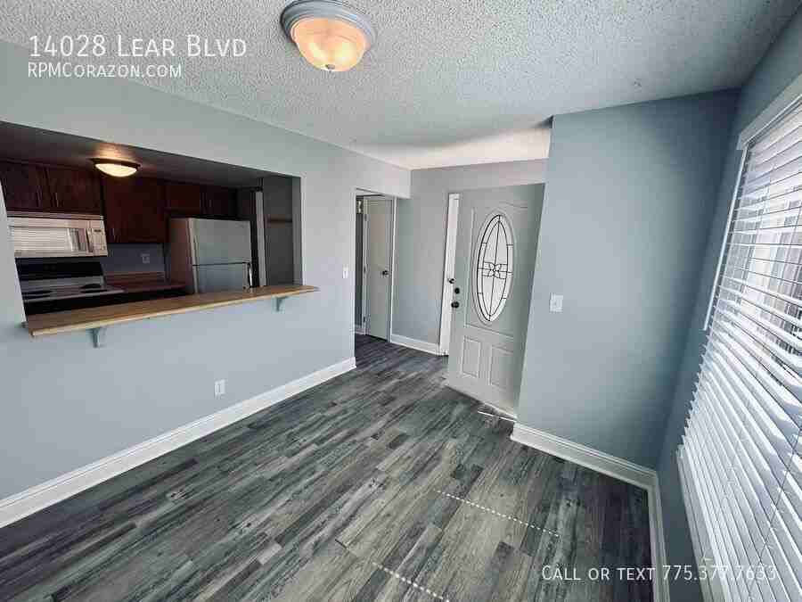 14028 Lear Blvd - Photo 5 of 19