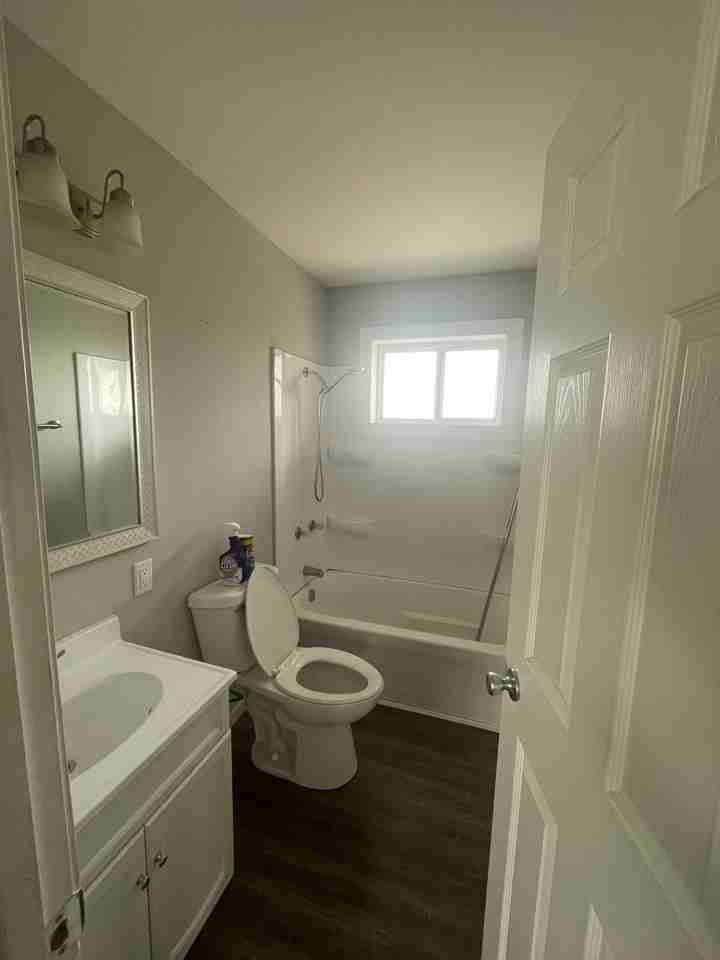 960 Raford Ct #NA - Photo 3 of 5