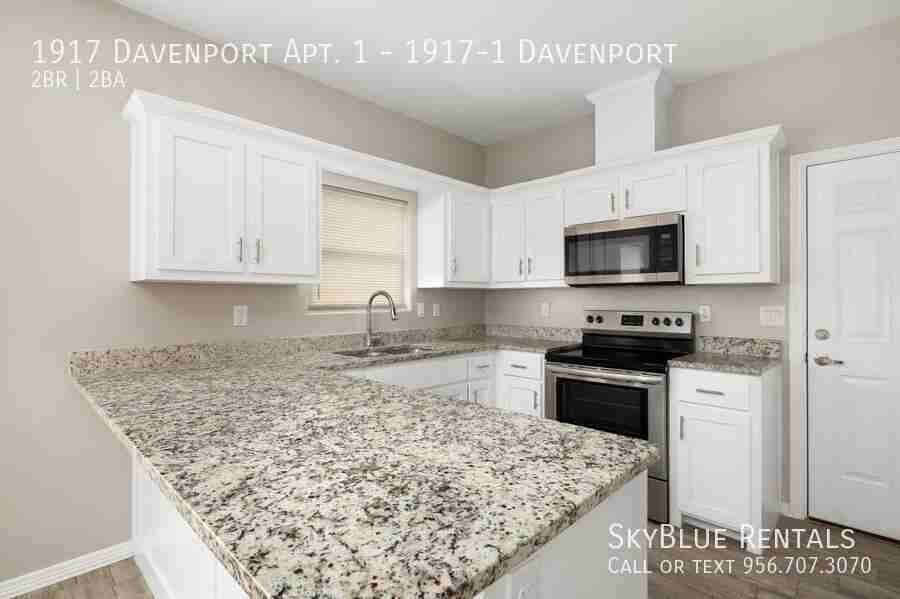 1917 Davenport St Unit 1 - Photo 5 of 14