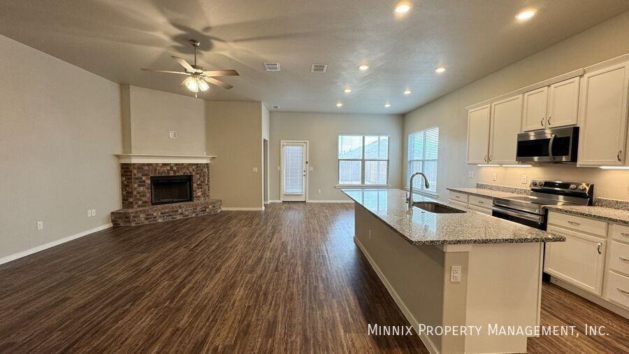 2006 Kenwood Ave - Photo 3 of 43