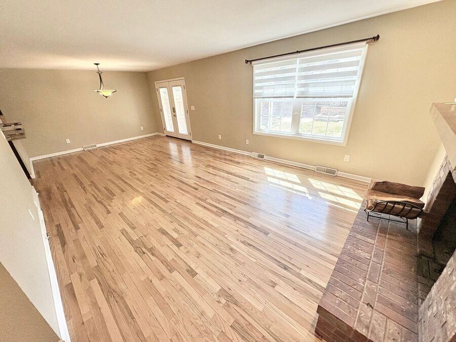 13982 E Arizona Ave - Photo 2 of 22