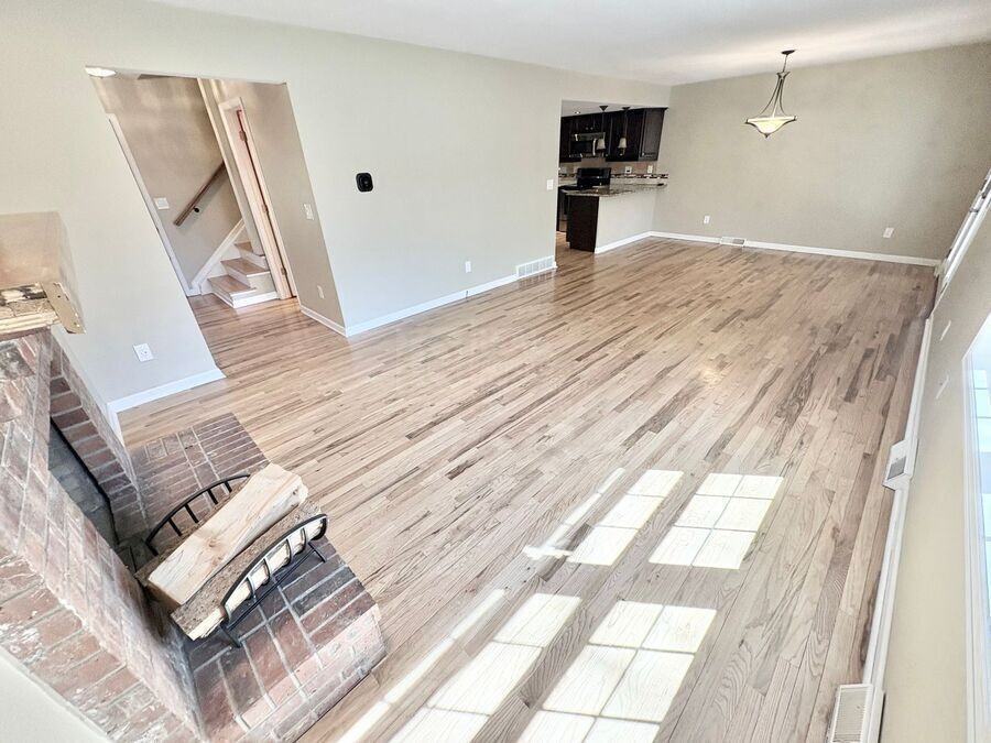 13982 E Arizona Ave - Photo 3 of 22