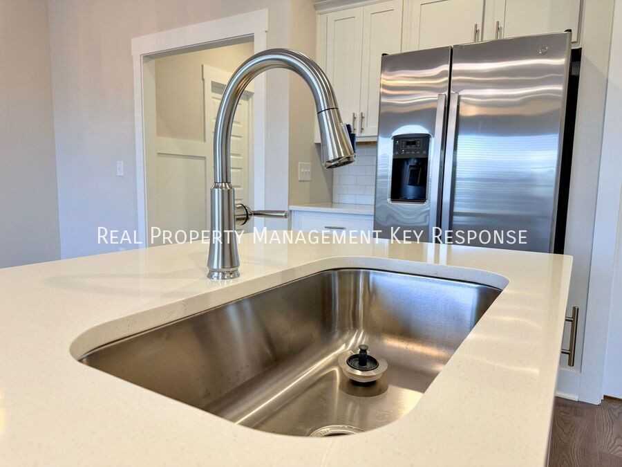 1429 Vanner Ct - Photo 6 of 19