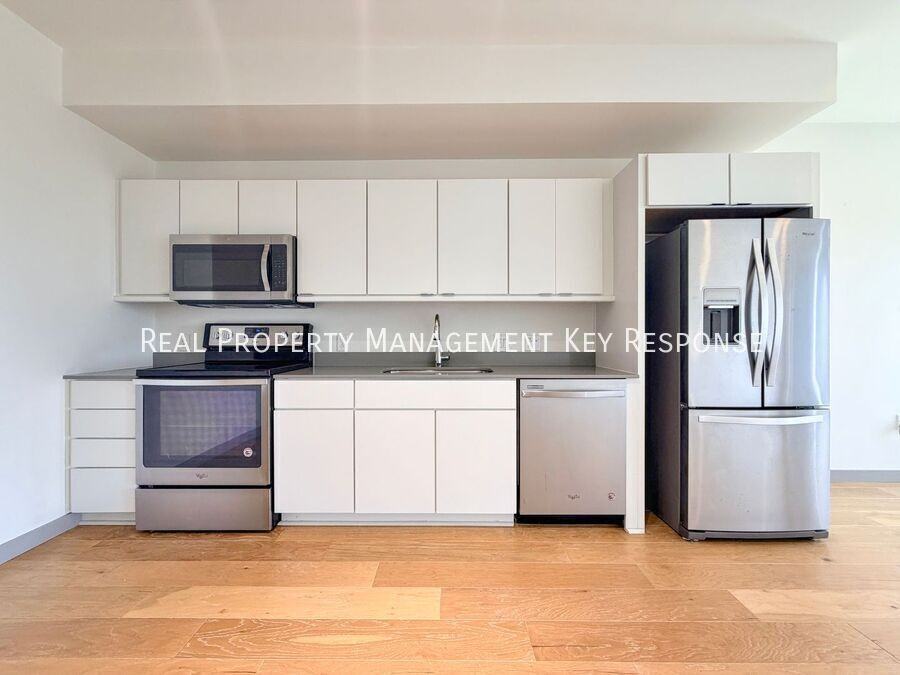 400 Herron Dr #305 - Photo 5 of 17