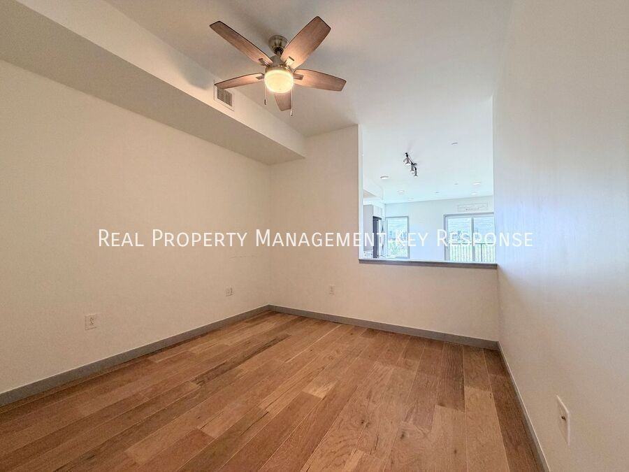 400 Herron Dr #305 - Photo 6 of 17