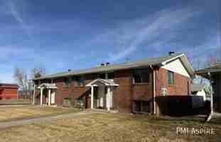 featured image of 1840 Cambridge Dr #4