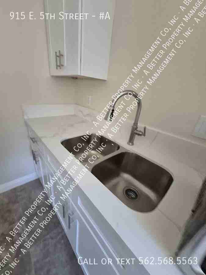 915 E 5th St #A - Photo 2 of 10