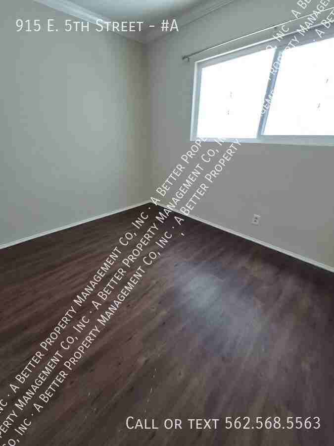 915 E 5th St #A - Photo 4 of 10