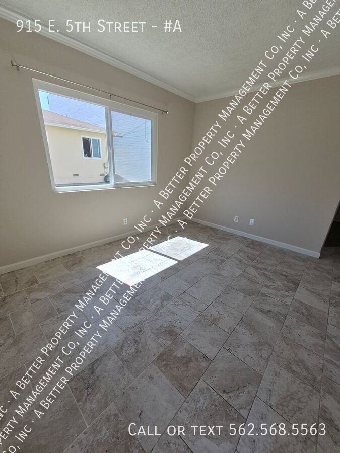 915 E 5th St #A - Photo 6 of 10