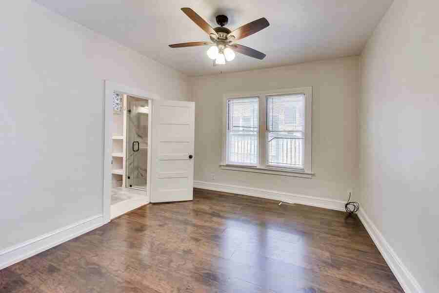 628 Waverley St #B - Photo 5 of 18