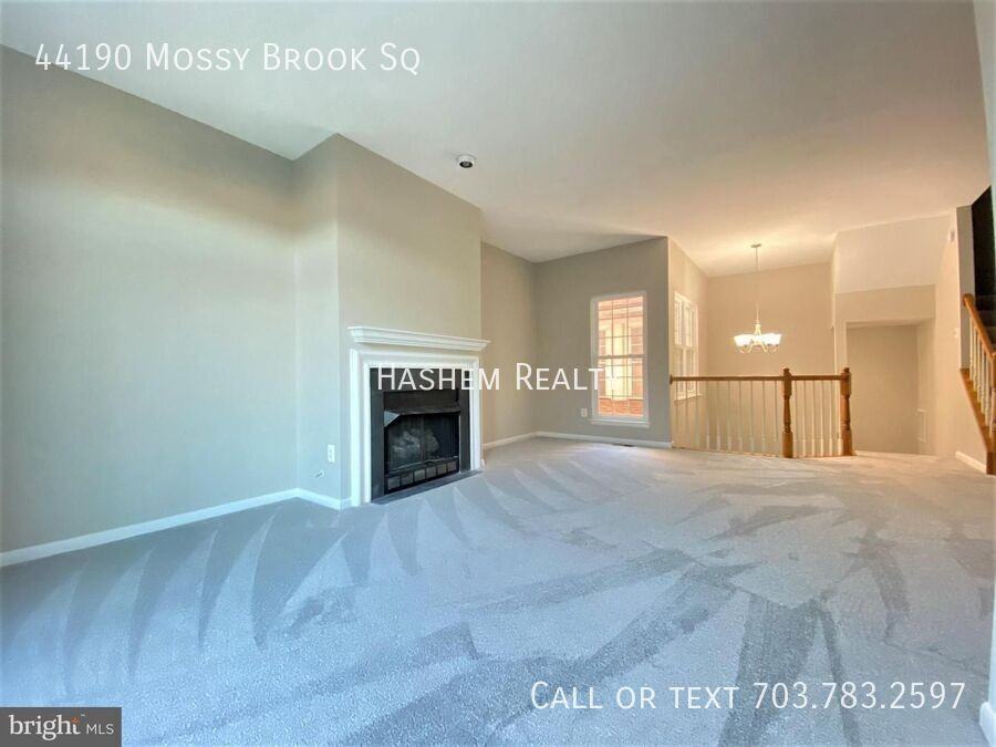 44190 Mossy Brook Sq - Photo 7 of 23