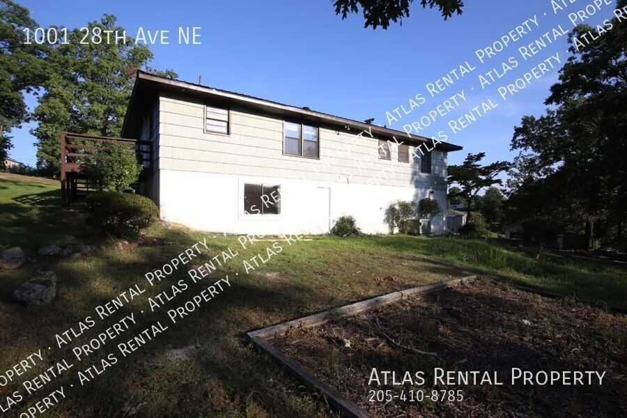 1001 28th Ave Ne - Photo 4 of 34