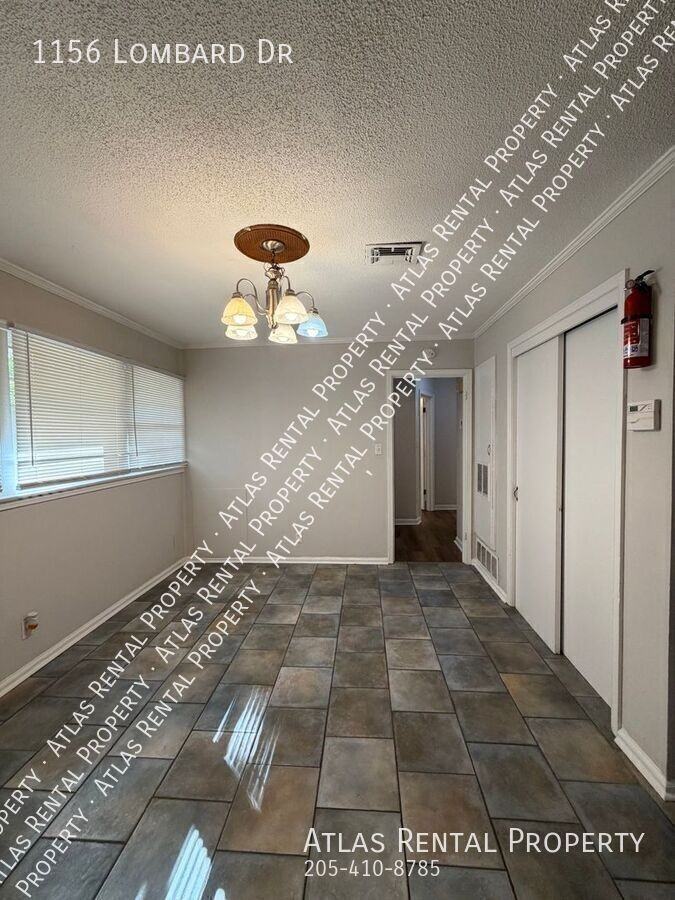 1156 Lombard Dr - Photo 7 of 14