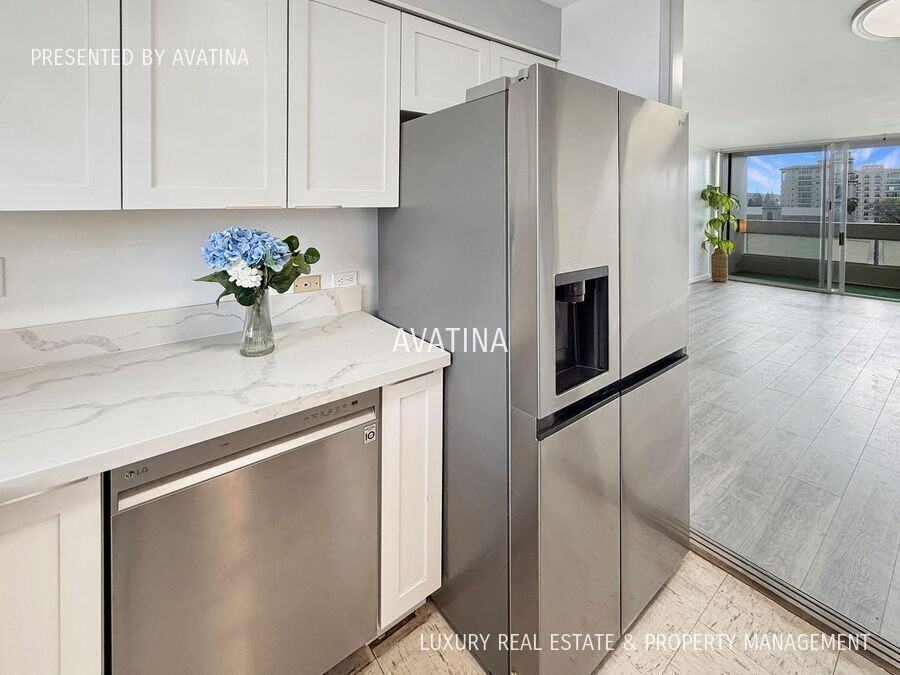 1212 Punahou St #705 - Photo 6 of 17