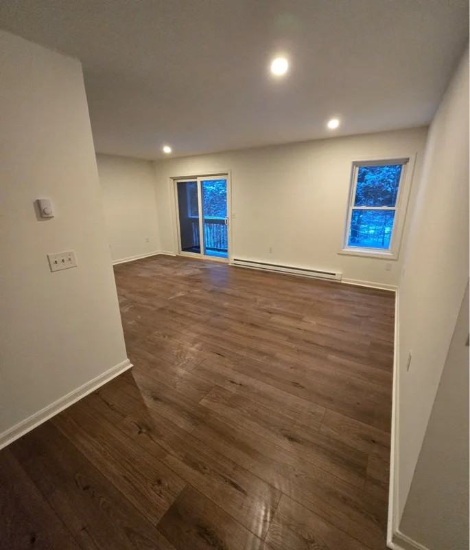 329 Old Lake Shore Rd #7 - Photo 4 of 12