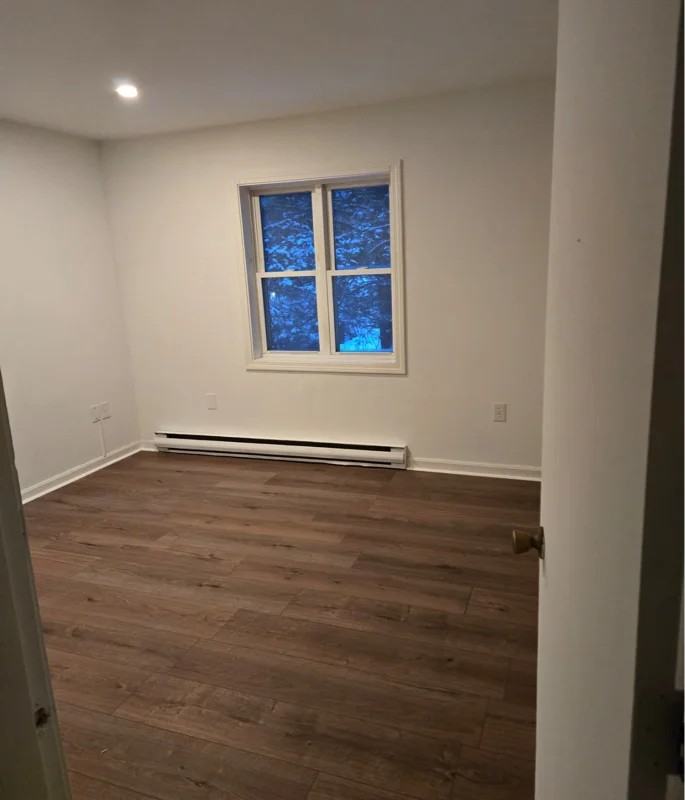 329 Old Lake Shore Rd #7 - Photo 5 of 12