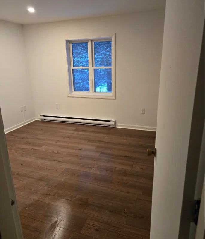 329 Old Lake Shore Rd #7 - Photo 6 of 12