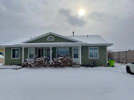 featured image of 910 Boon St