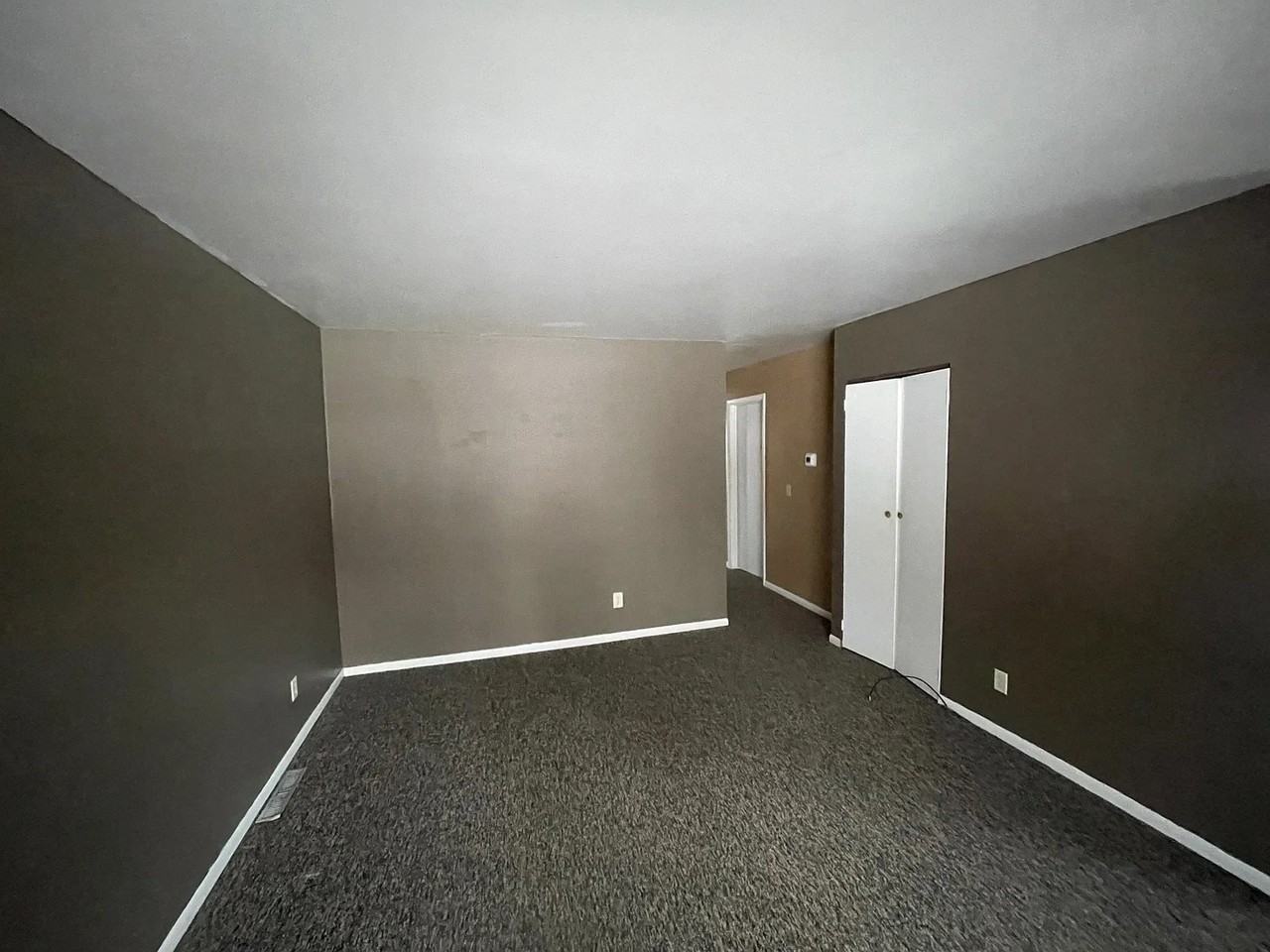 910 Boon St - Photo 4 of 10