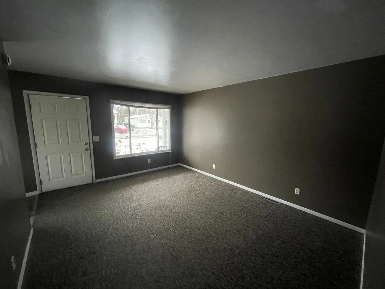 910 Boon St - Photo 5 of 10